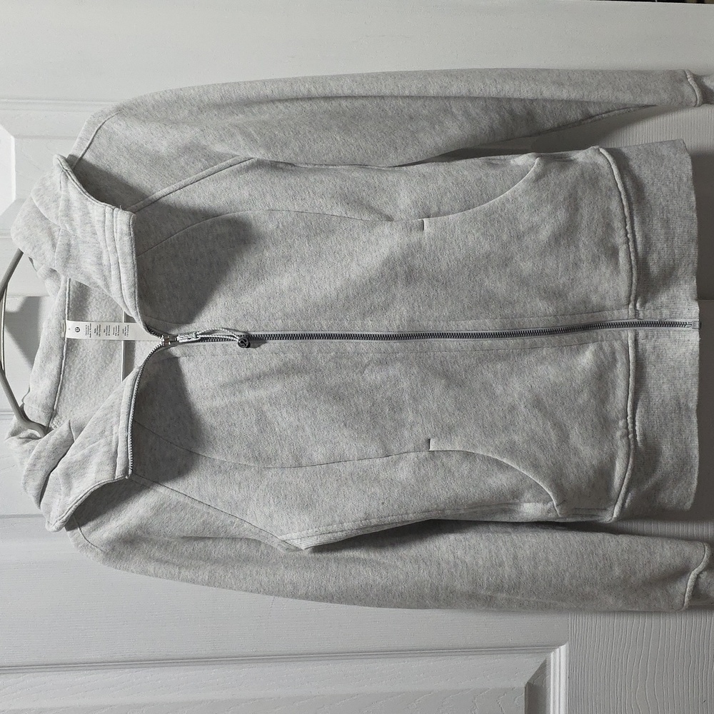 Lululemon Gray Sweater - Size 6